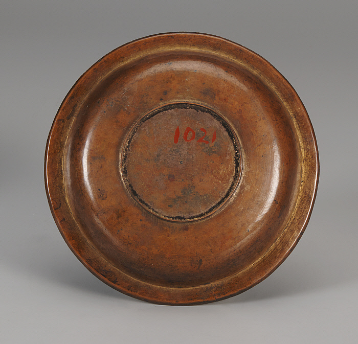 Pair of Covered Dishes Slider Image 3